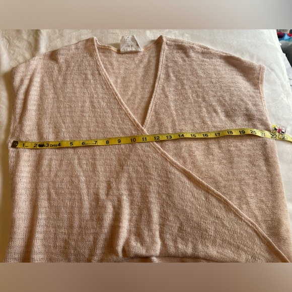 Sadie and Sage women’s lightweight, pink, sleeveless sweater size S - Picture 4 of 6